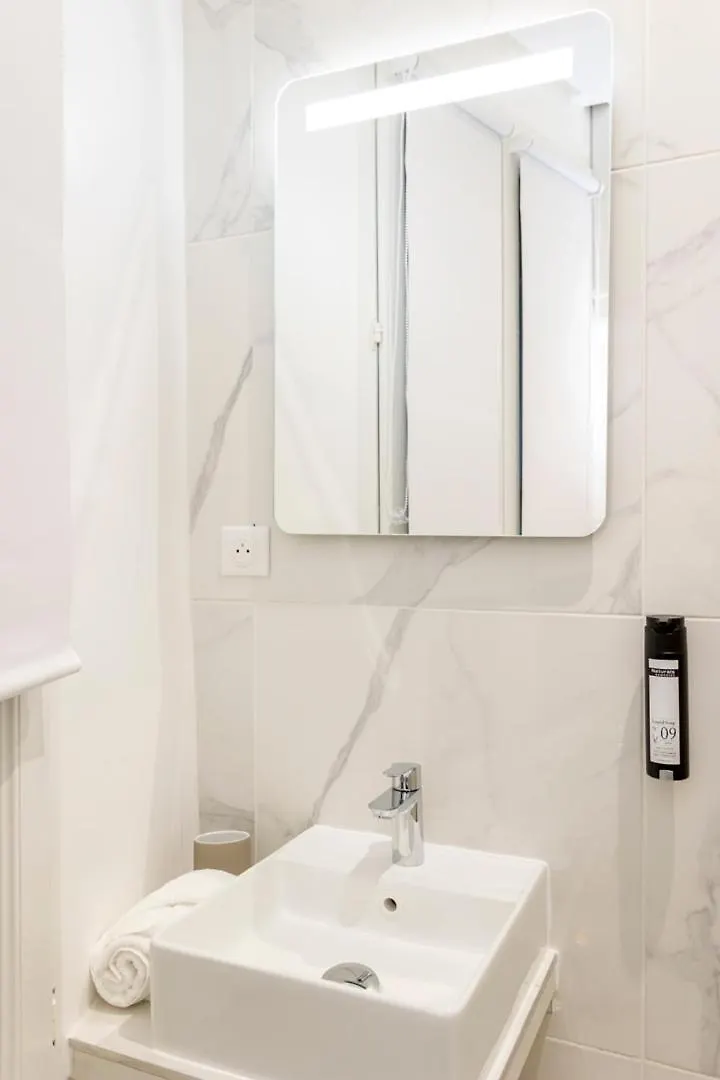 Reva Suites Paris
