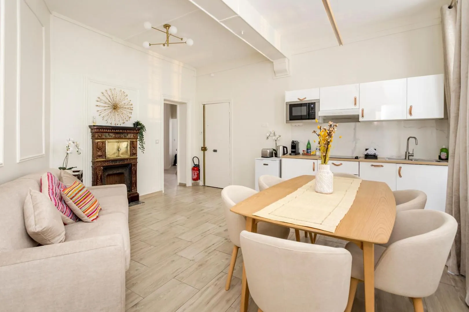 Reva Suites Paris Apart Otel